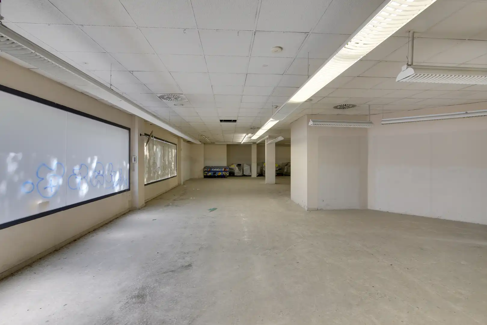 Business premises for sale in Avinguda de Sant Narcís 110, imagen 4
