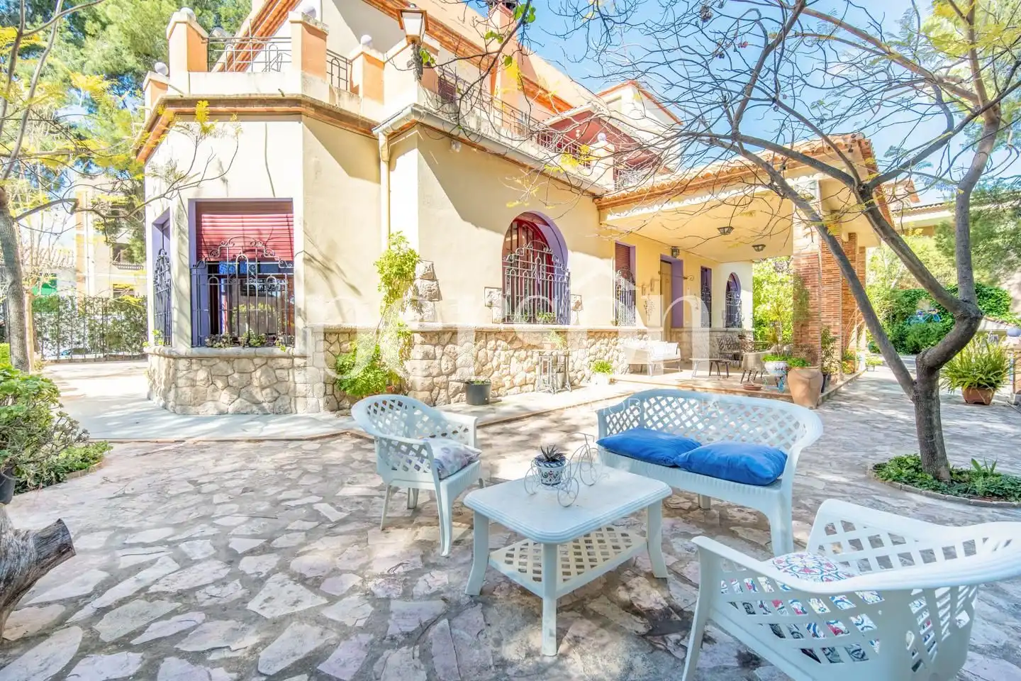 Villa con piscina in vendita a Buñol