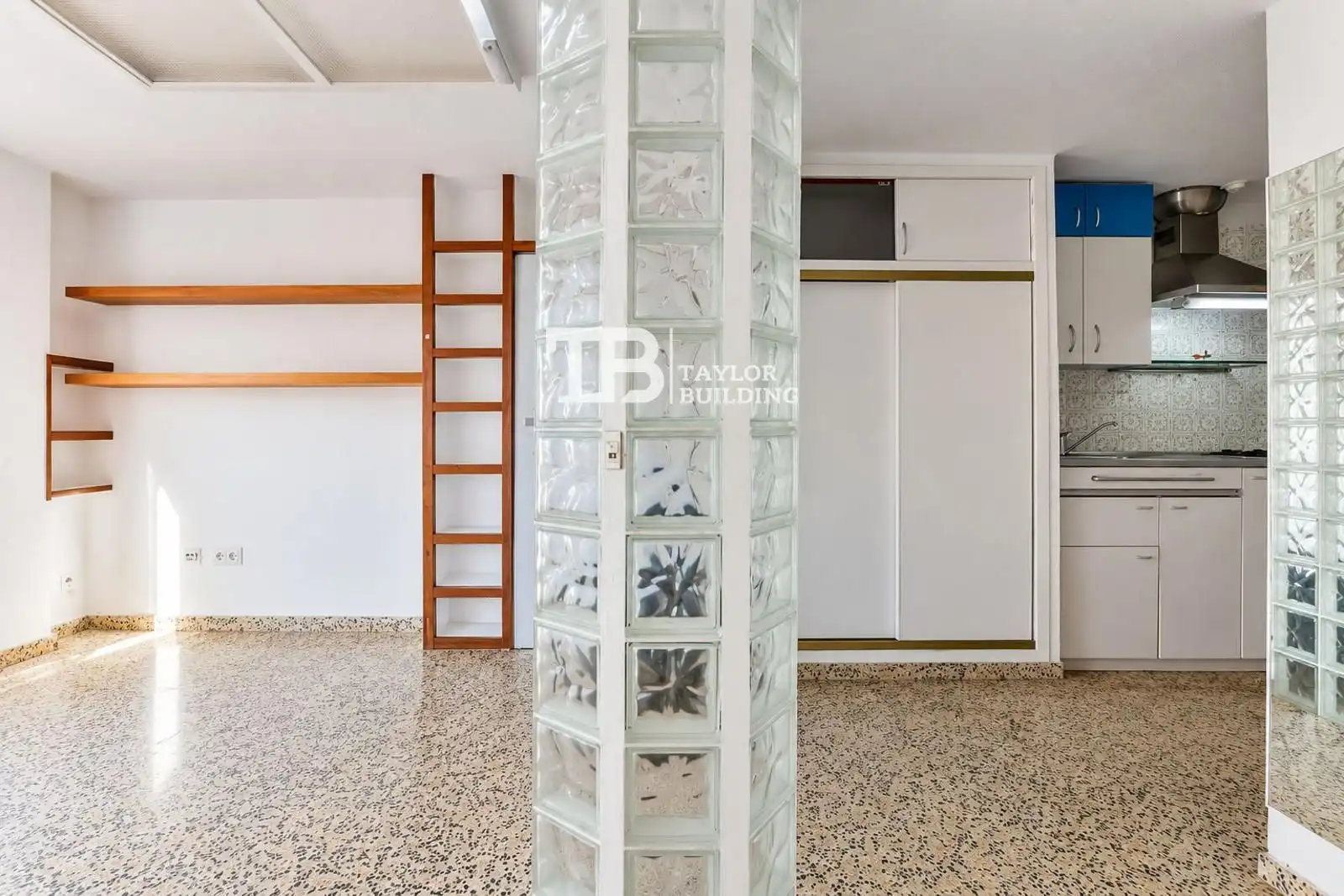 Piso en venta en  Palma de Mallorca con Terraza y Balcón
