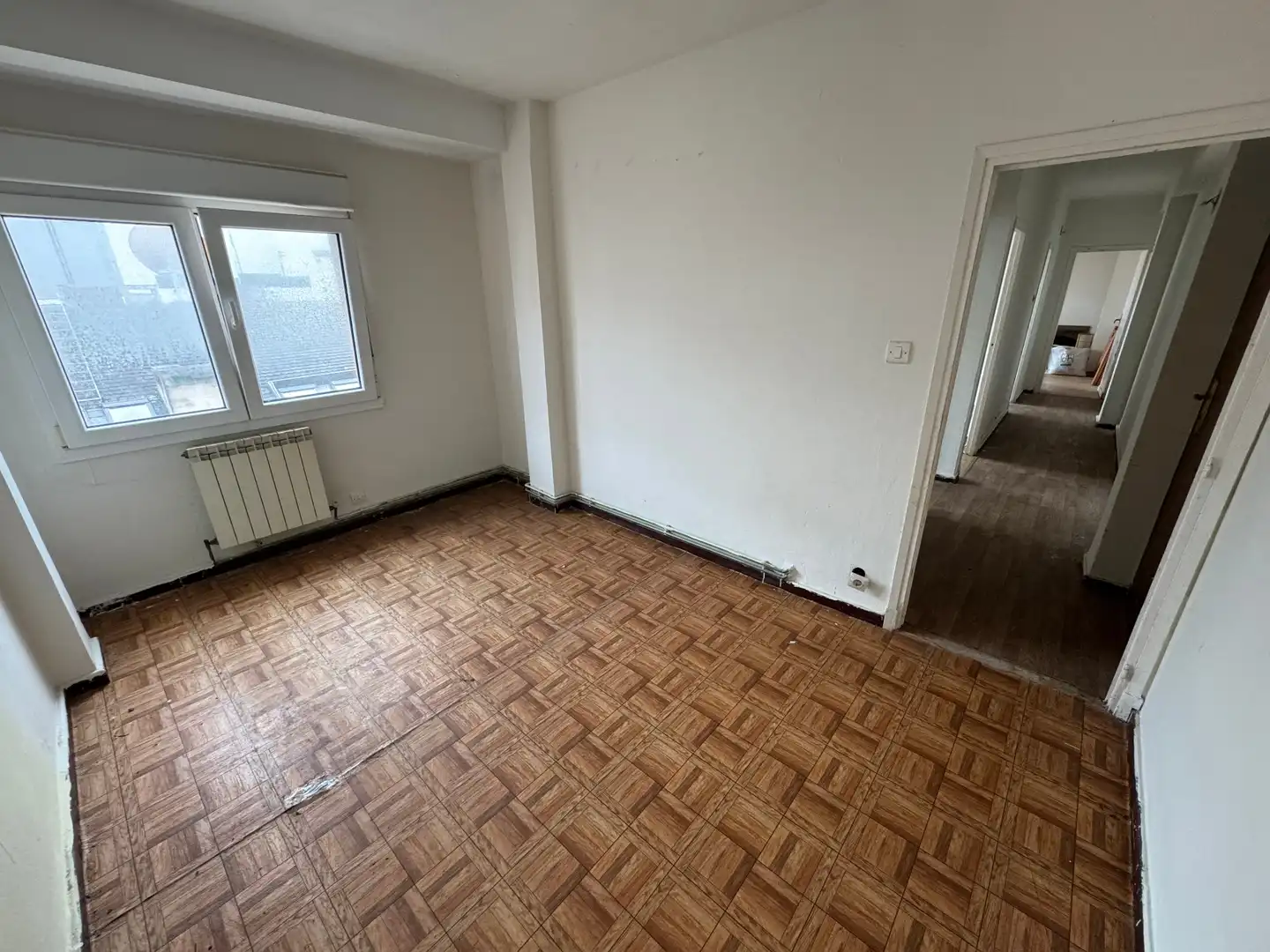 Habitación de Piso en venta en Gijón  con Calefacción, Terraza y Internet