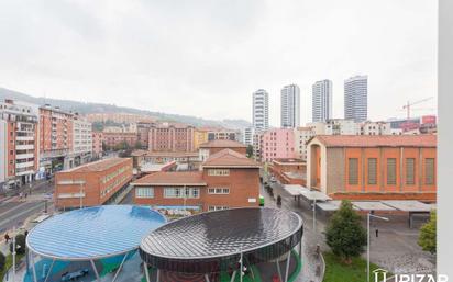 Vista exterior de Pis en venda en Bilbao 