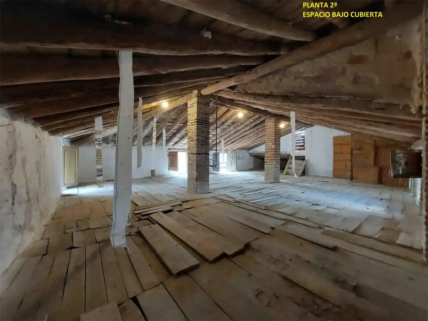 Casa adosada en venta en Yeste, Albacete