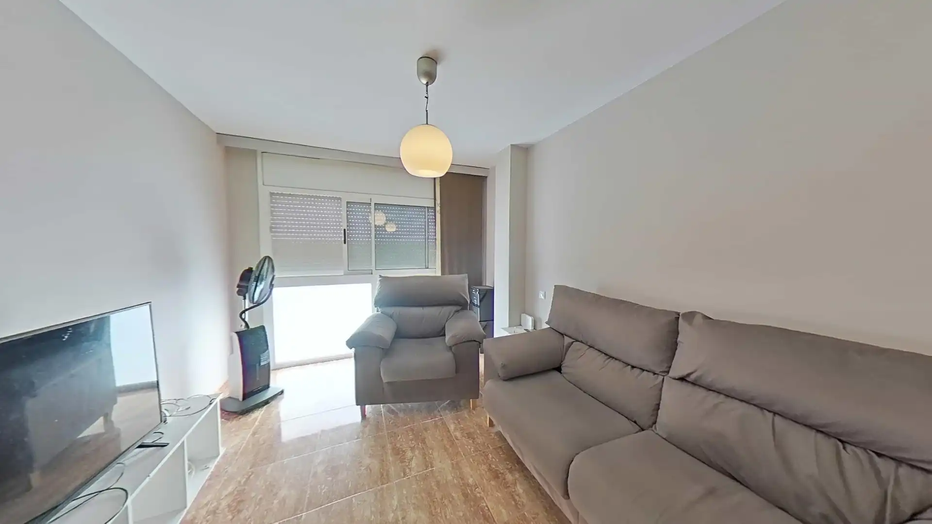 Sala de estar de Dúplex en venta en El Pla del Penedès con Aire acondicionado, Calefacción y Piscina
