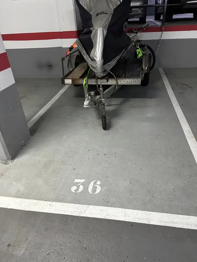 Parking de Garaje en venta en Badalona