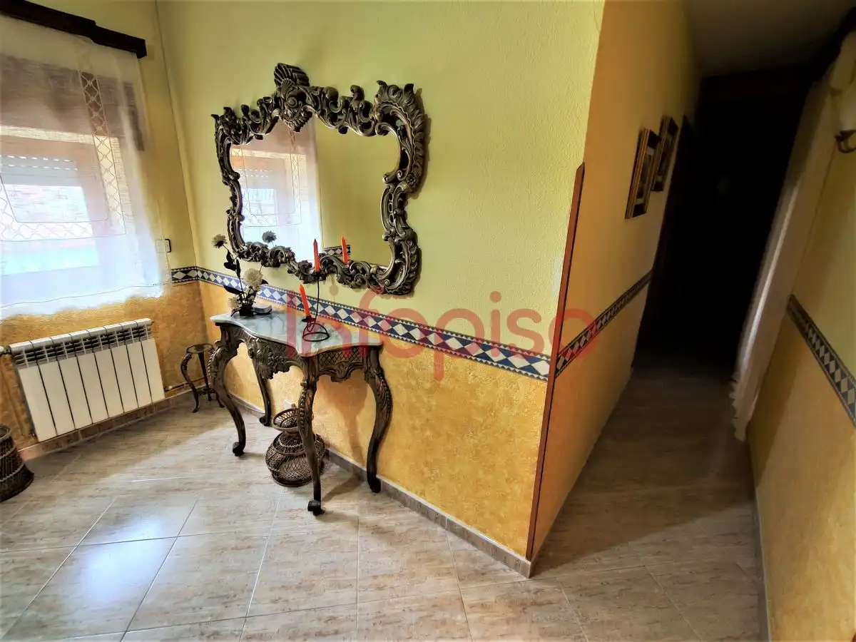 Casa o xalet en venda en Alcubillas amb Aire condicionat, Calefacció i Terrassa