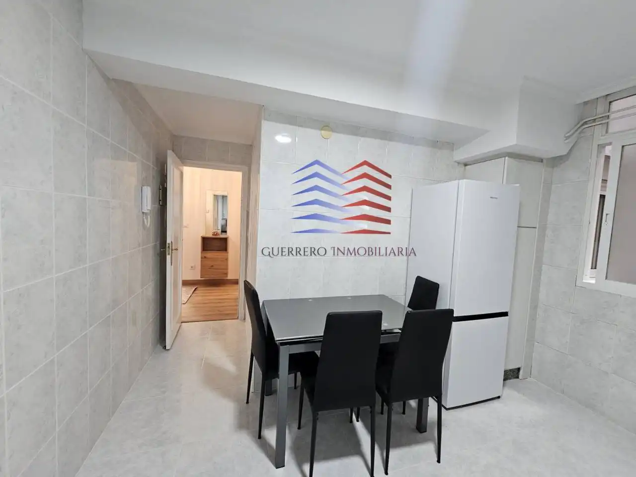 Comedor de Piso de alquiler en Ourense Capital  con Calefacción, Parquet y Alarma