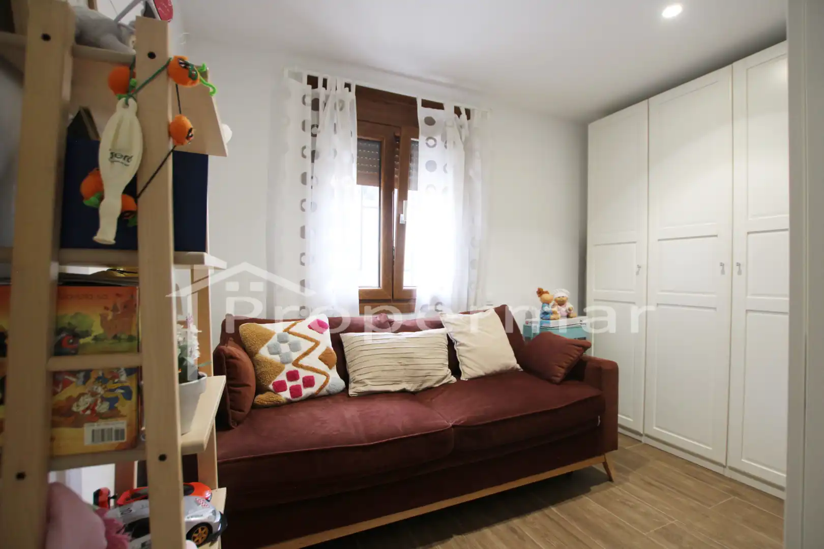 Ground floor for sale in Mataró  with Air Conditioner, Heating and Private garden