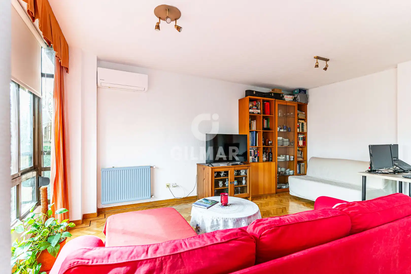 Wohnzimmer von Wohnung zum Verkauf in Madrid mit Heizung und Balkon