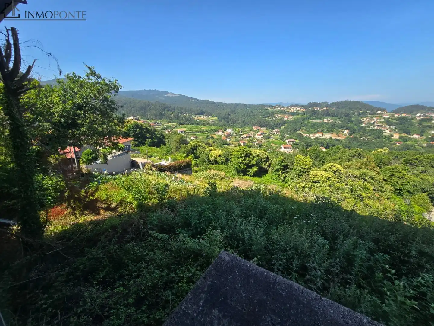 Casa o xalet en venda en Vilaboa amb Jardí privat