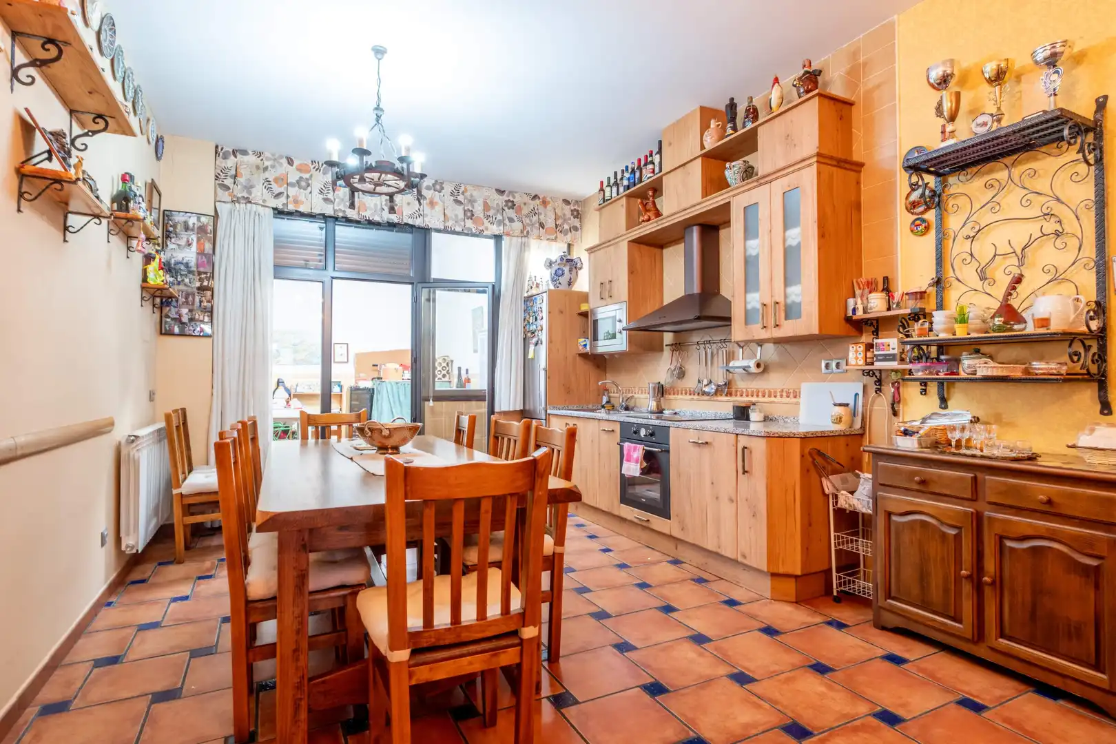 Kitchen of Houses for sale in Zaragoza  with Air Conditioner and Heating