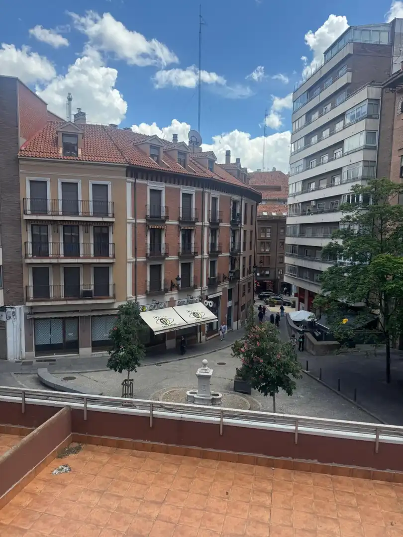 Außenansicht von Wohnung zum Verkauf in Valladolid mit Terrasse