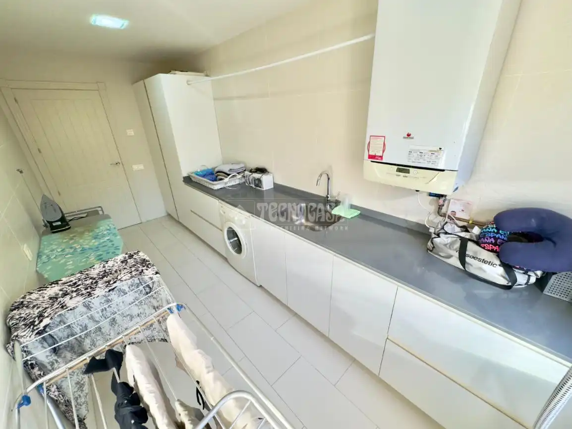 Cocina de Casa o chalet en venta en Cabanillas del Campo con Aire acondicionado, Calefacción y Terraza
