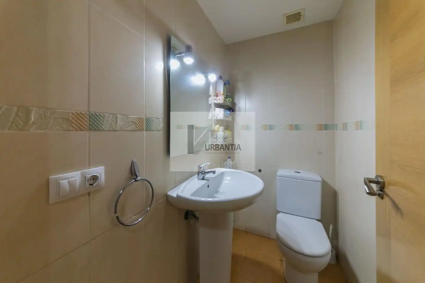 Bathroom of Flat for sale in Larraga  with Heating, Parquet flooring and Terrace