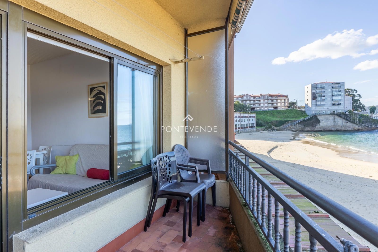 Terrassa de Pis en venda en Bueu amb Terrassa