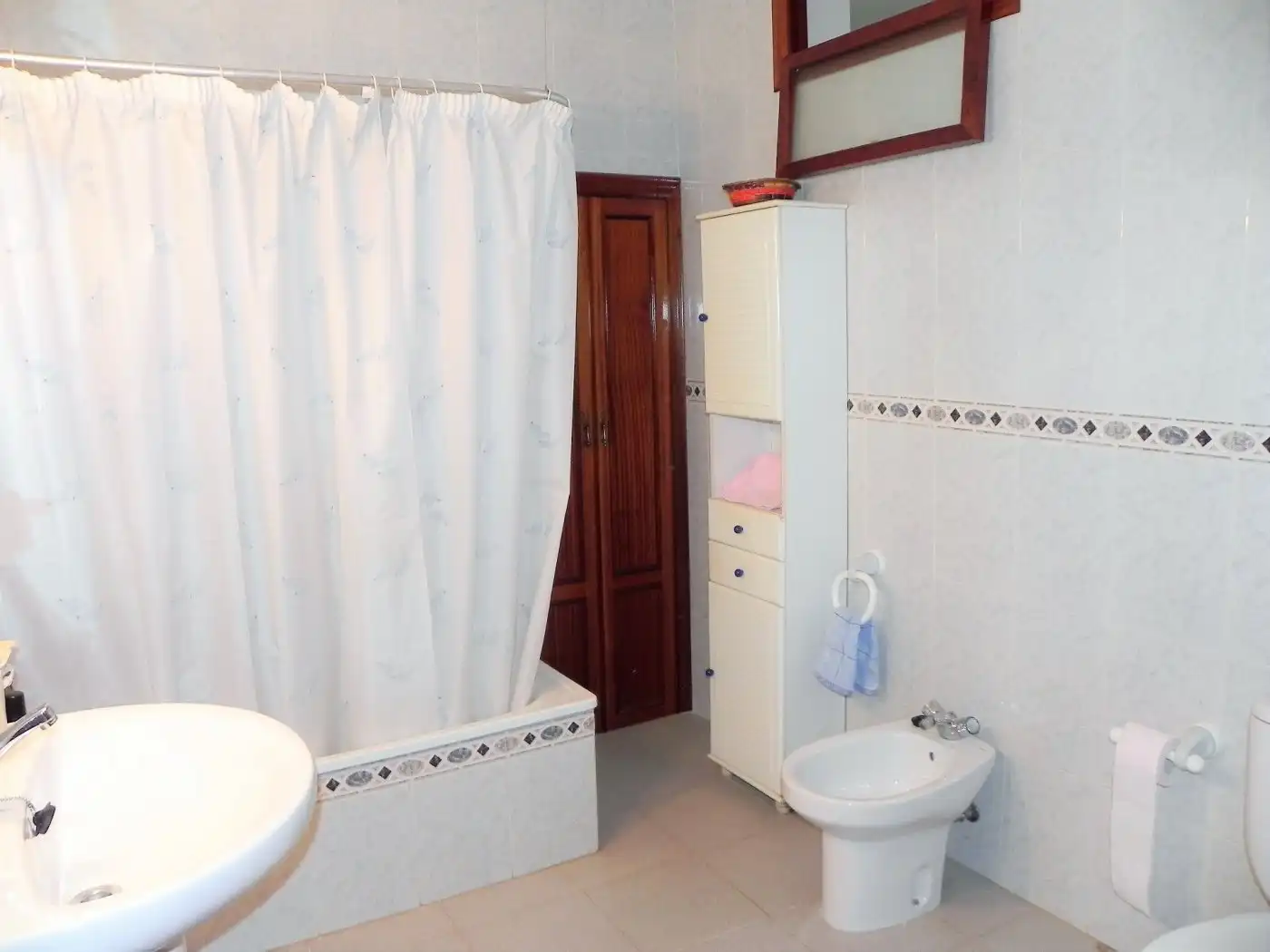 Baño de Casa adosada en venta en Alange con Jardín privado, Trastero y Amueblado