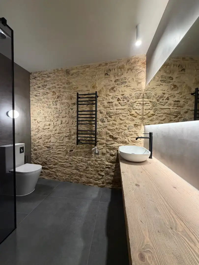 Bathroom of Flat for rent in La Bisbal d'Empordà  with Air Conditioner, Heating and Private garden