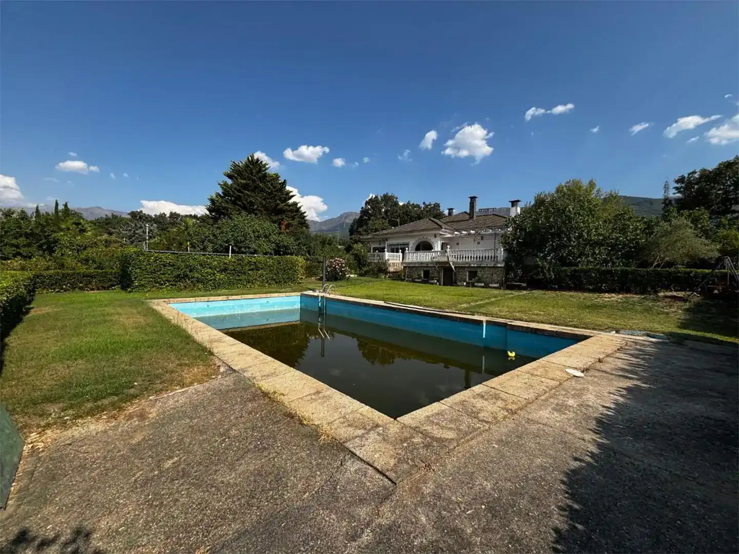 Piscina de Piso en venta en Hervás con Jardín privado, Trastero y Piscina