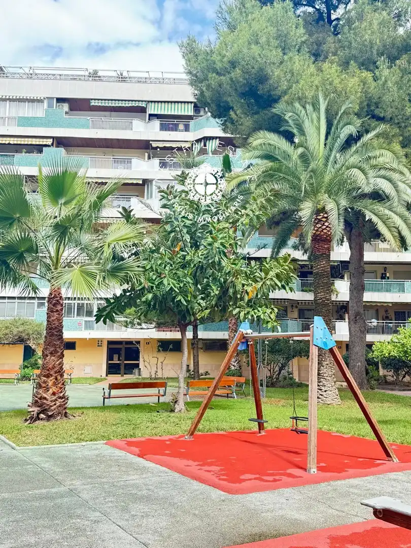 Vista exterior de Piso en venta en Salou con Aire acondicionado, Calefacción y Terraza