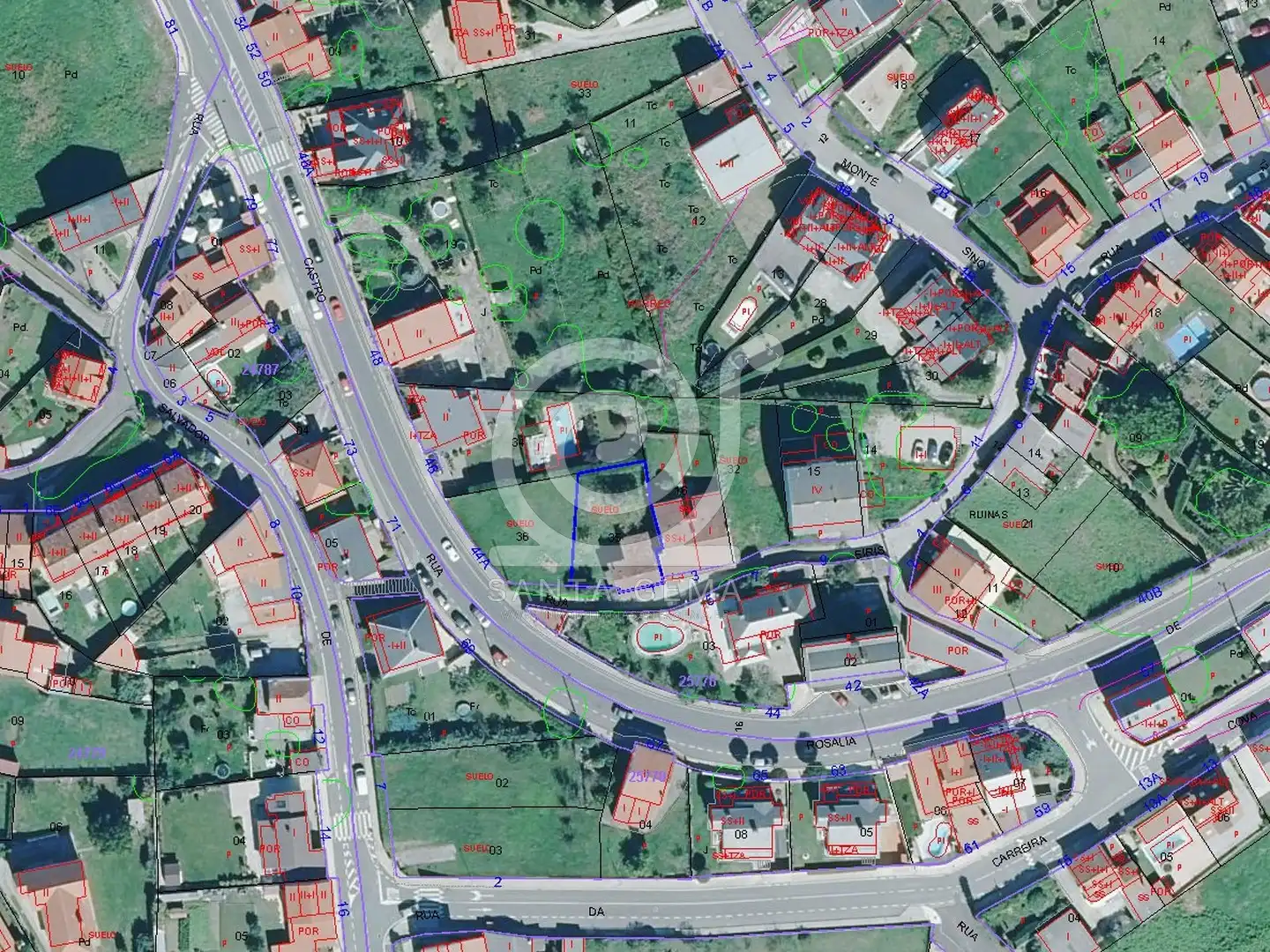 Residential zum Verkauf in Oleiros