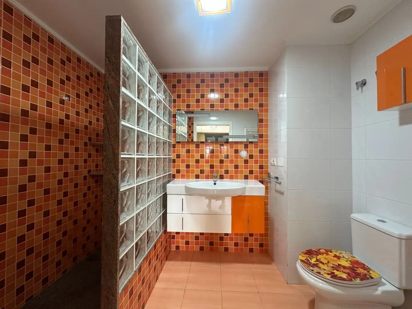 Baño de Piso en venta en Agullent con Aire acondicionado, Calefacción y Trastero