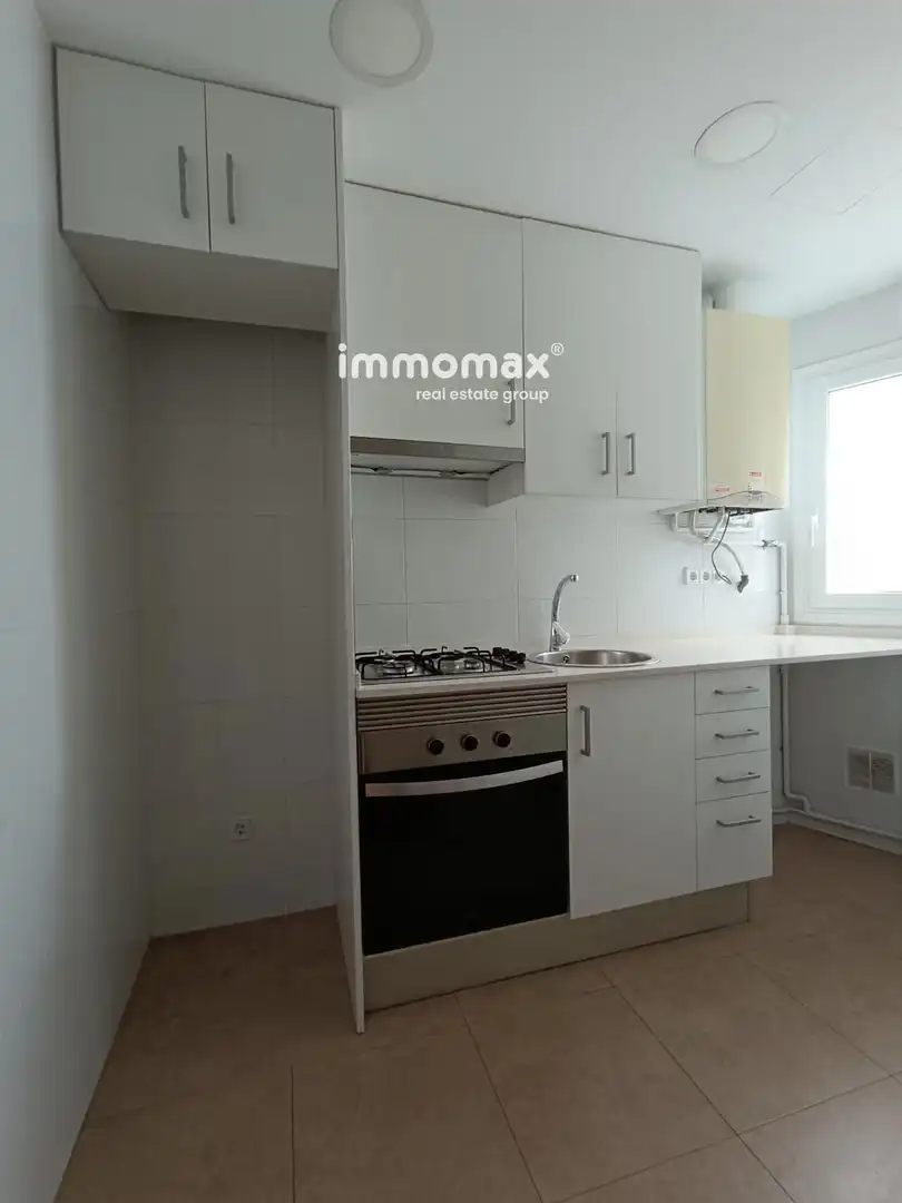 Cocina de Piso de alquiler en Esplugues de Llobregat con Calefacción y Terraza