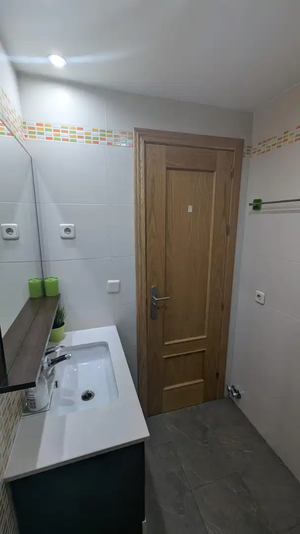 Baño de Piso de alquiler en Madrid con Aire acondicionado, Calefacción y Parquet