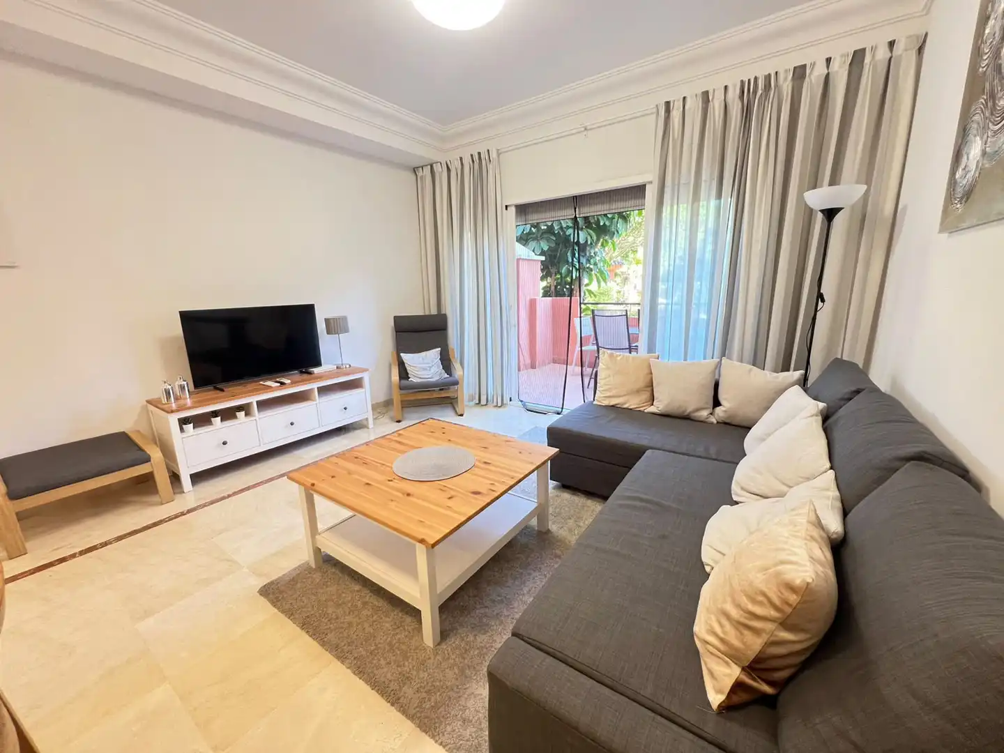 Sala de estar de Planta baja de alquiler en Estepona Pueblo