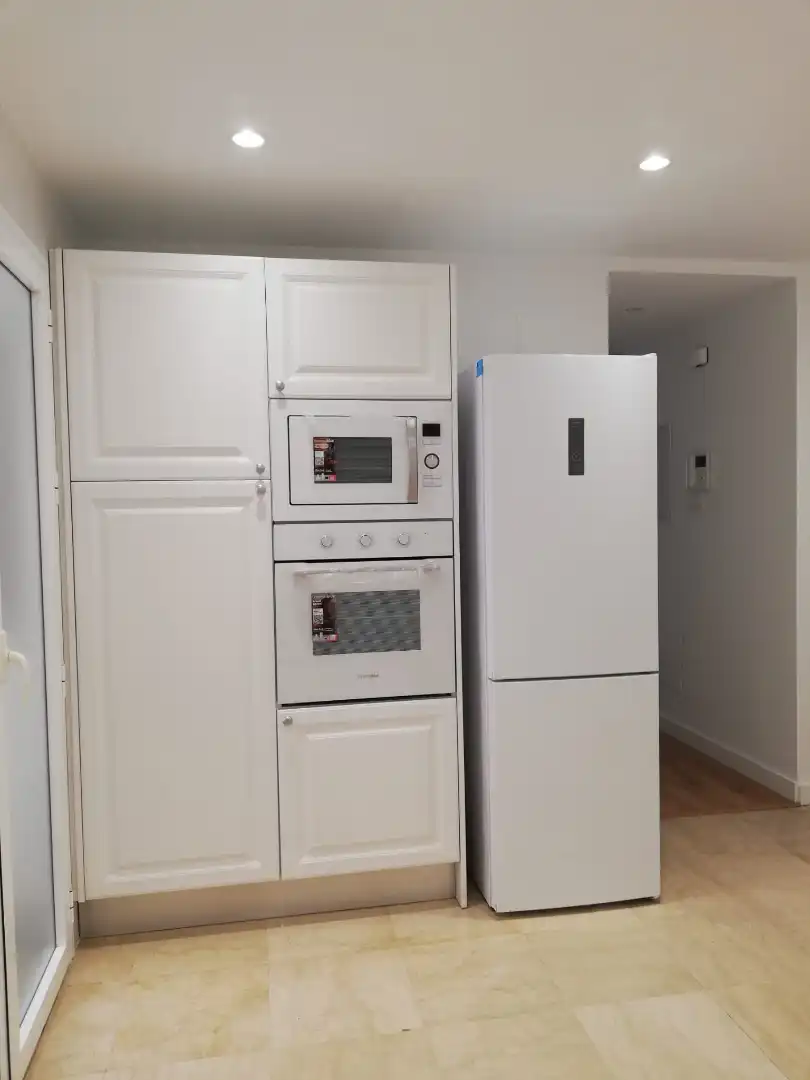Cocina de Apartamento de alquiler en Málaga con Aire acondicionado, Calefacción y Amueblado