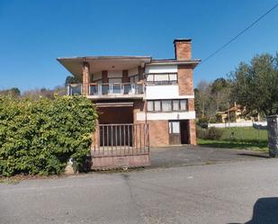 Vista exterior de Casa o xalet en venda en Piélagos amb Jardí privat, Terrassa i Traster