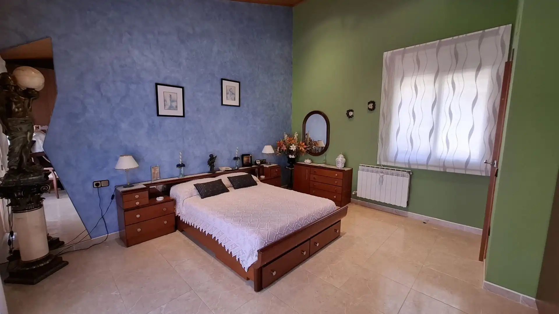 Habitación de Casa o chalet en venta en Vallirana con Calefacción y Terraza