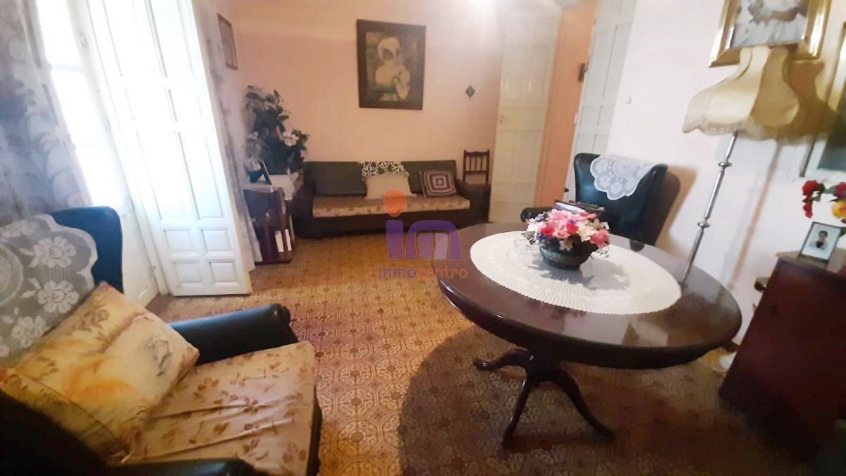 Living room of House or chalet for sale in Valdepeñas  with Terrace, Storage room and Balcony