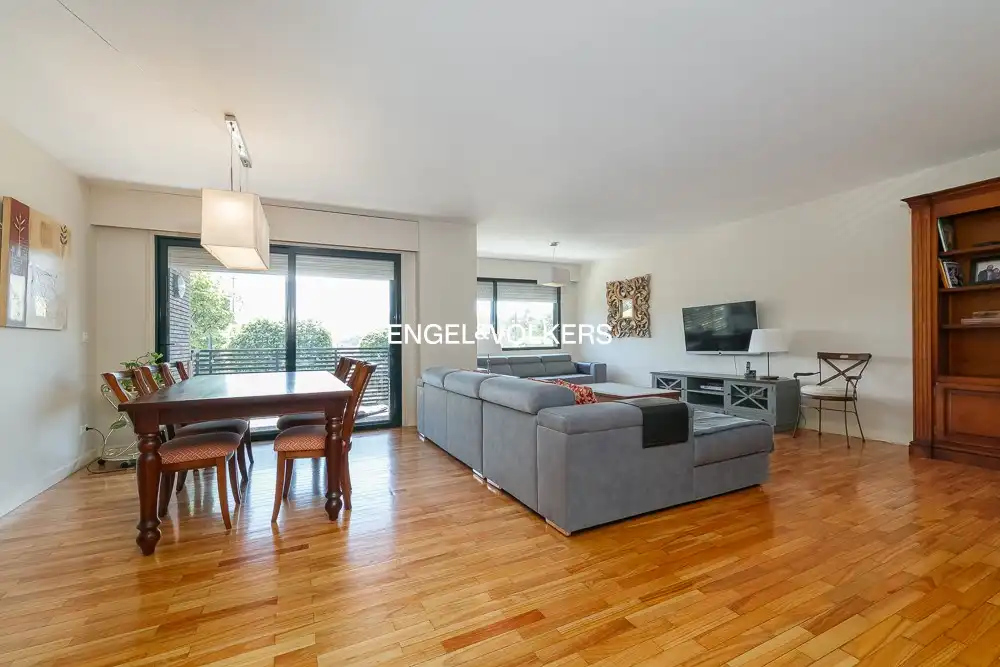 Piso en venta en O Castro