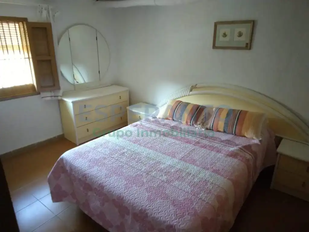 Dormitori de Finca rústica en venda en Málaga amb Jardí privat i Piscina