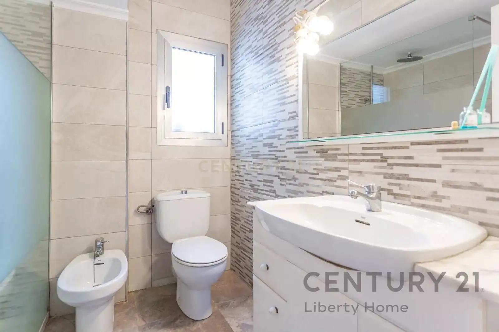 Baño de Apartamento de alquiler en Valencia