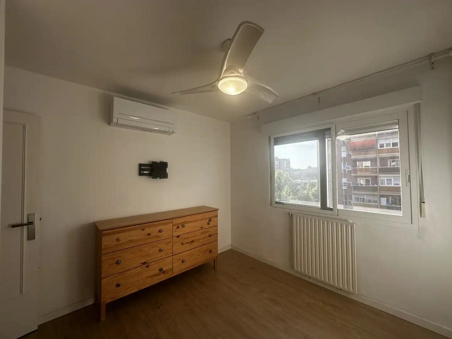 Habitación de Piso en venta en Madrid con Aire acondicionado, Calefacción y Terraza