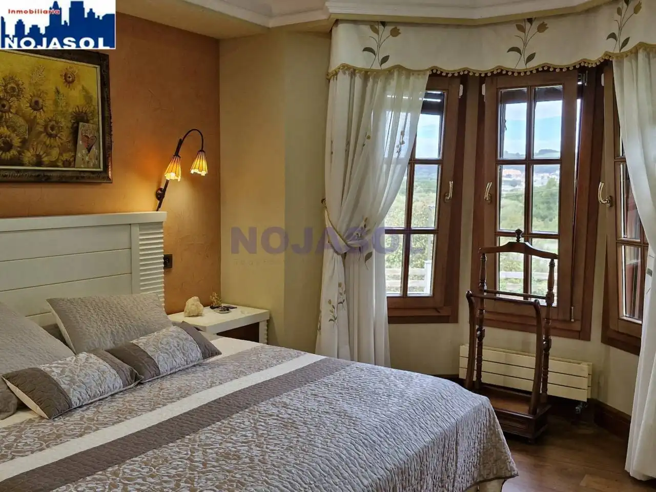 Habitación de Casa o chalet en venta en Noja con Aire acondicionado, Calefacción y Jardín privado