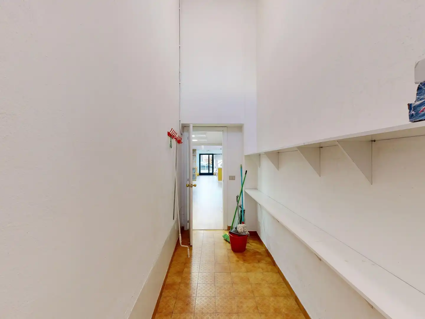 Business premises for sale in Avenida Álvaro Cunqueiro, imagen 15