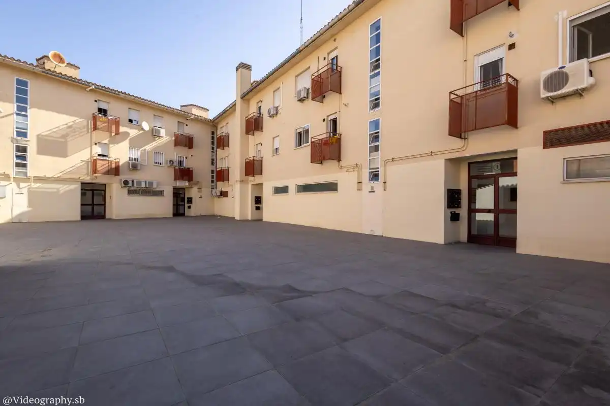 Vista exterior de Pis en venda en San Fernando de Henares amb Aire condicionat, Calefacció i Moblat