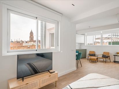 Bedroom of Study to share in Málaga Capital  with Air Conditioner