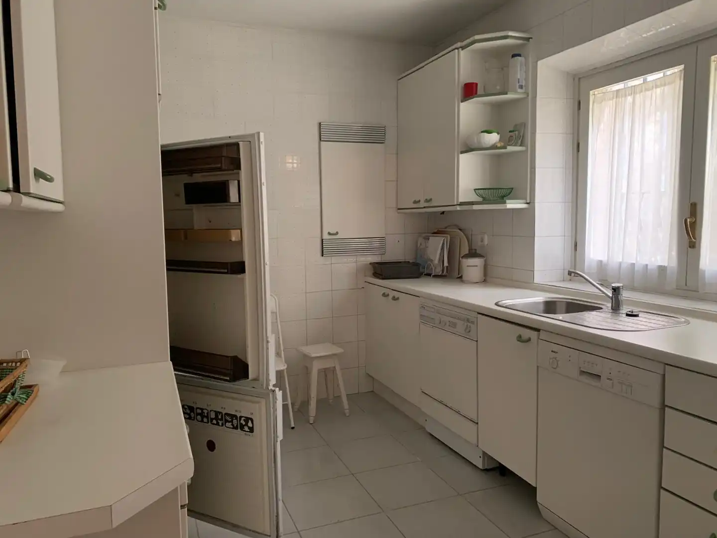 Kitchen of Houses for sale in San Lorenzo de El Escorial  with Terrace, Storage room and Swimming Pool