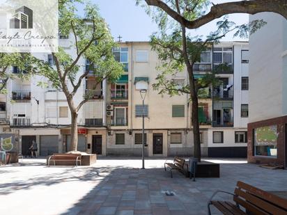 Vista exterior de Pis en venda en  Granada Capital amb Terrassa i Balcó