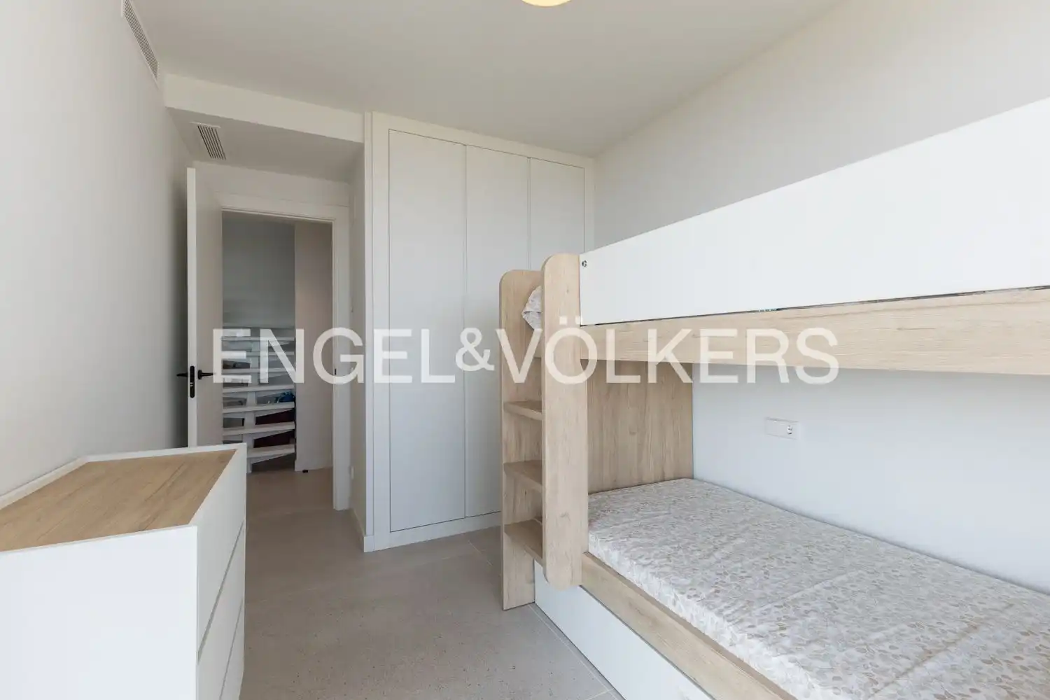 Habitación de Ático en venta en Dénia con Aire acondicionado, Calefacción y Jardín privado