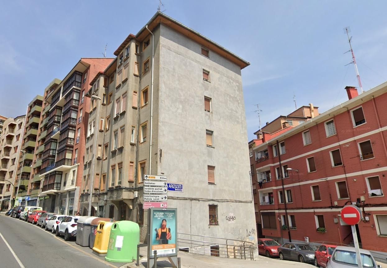 Exterior view of Flat for sale in Basauri   with Heating