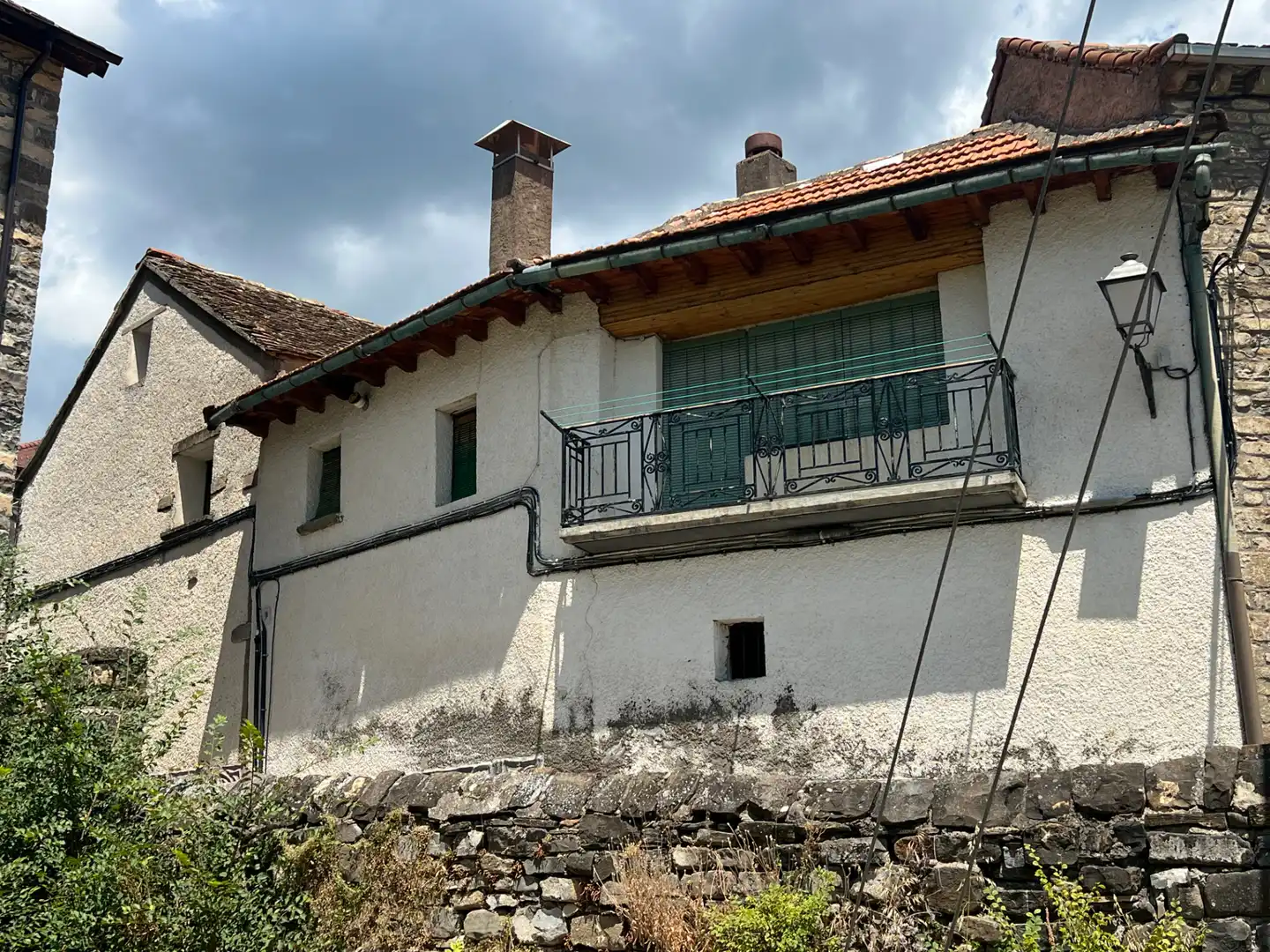Exterior view of Country homes for sale in Aragüés del Puerto