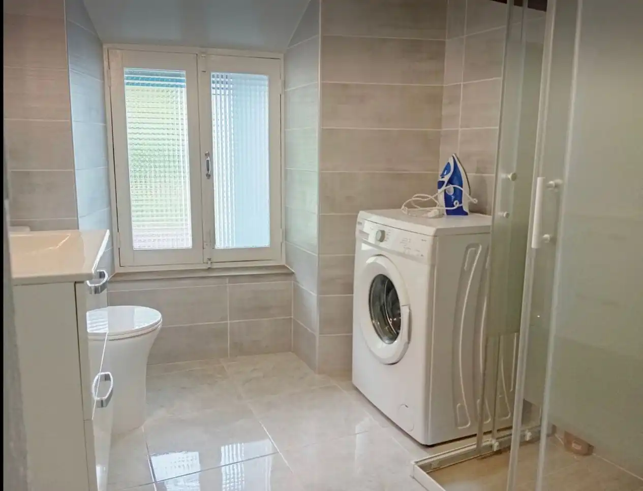 Baño de Casa o chalet en venta en Cudillero con Calefacción, Trastero y Amueblado