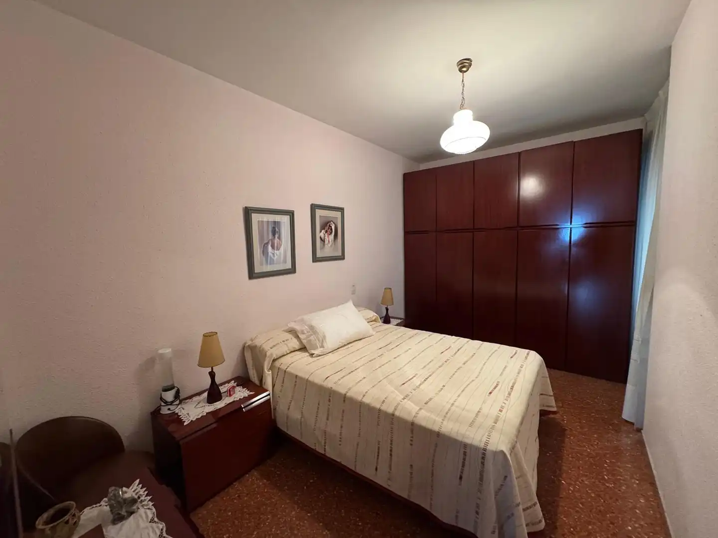 Dormitori de Pis en venda en Badalona amb Moblat, Forn i Balcó