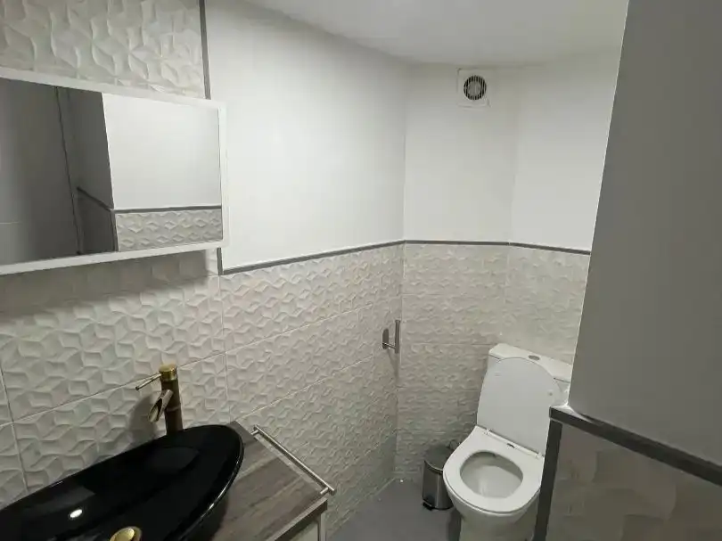 Bany de Casa adosada en venda en Vigo  amb Balcó