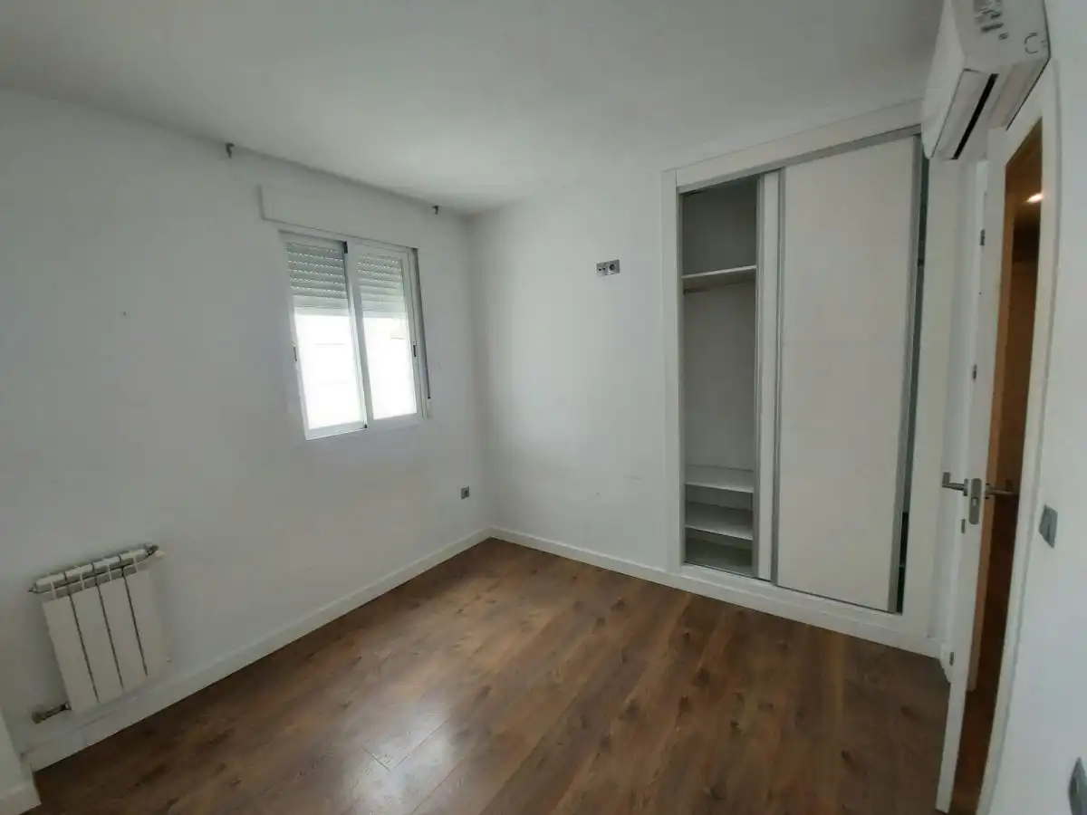 Piso de alquiler en de Andalucia, Hospital
