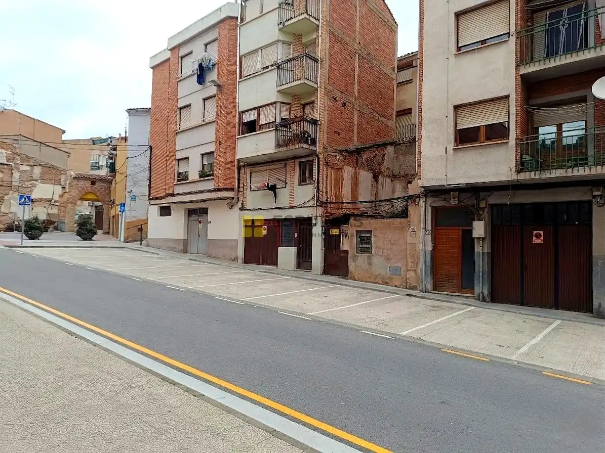 Residencial en venta en Isidoro Gil De Muro, 37, Arnedo