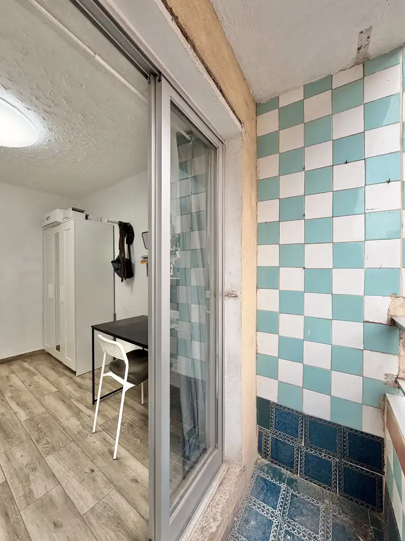 Baño de Piso en venta en Valencia con Aire acondicionado y Balcón